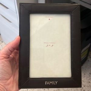 2 brown leather picture frames brand new 4x6 they say family on them